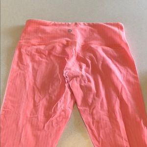 Lululemon crop size 6